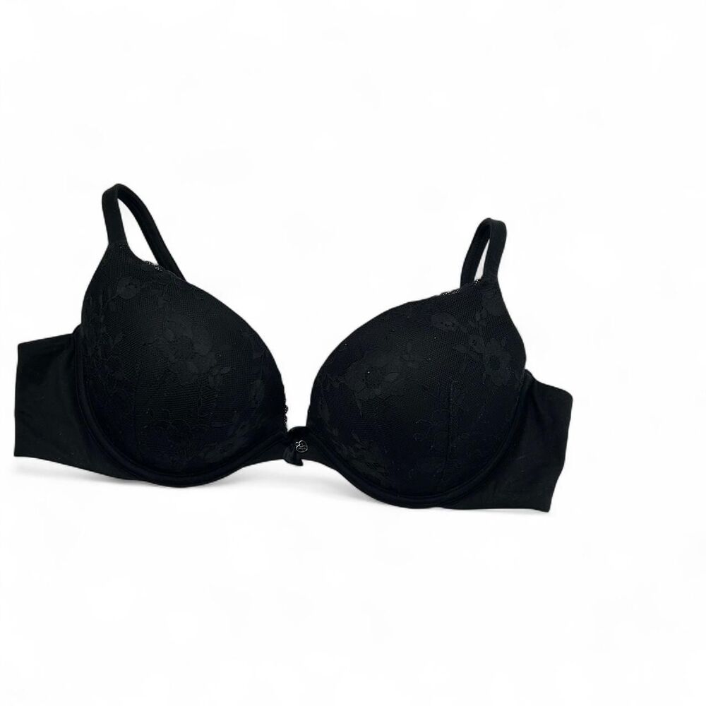 Victoria’s Secret  Black lace push up bra 36D